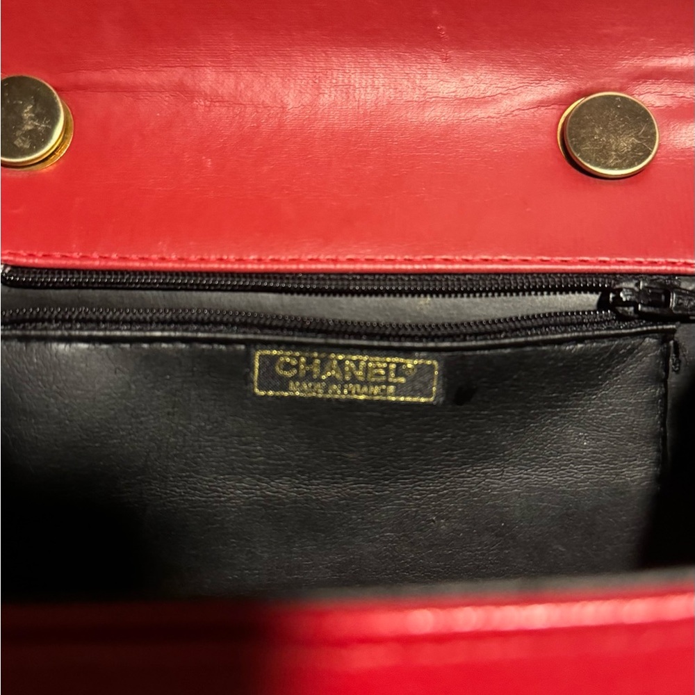 Chanel Red Leather Crossbody Bag with Tassel - Picture 2 of 5